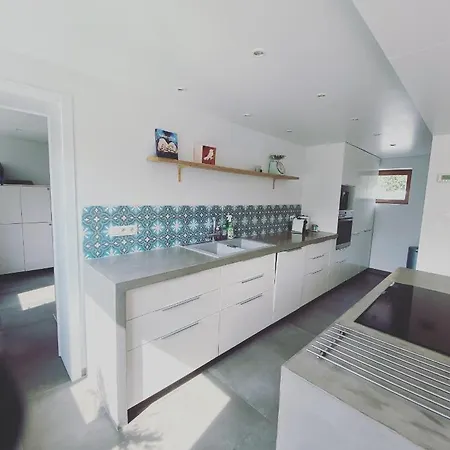 Holiday home De Veldmuis, Met Mooie Speelhoek En Speelhuis
