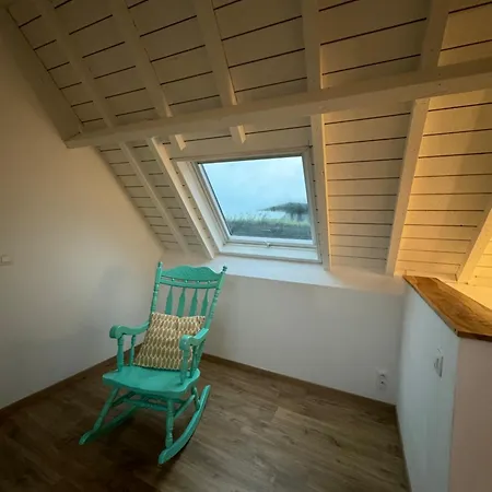 Tatil Evi De Veldmuis, Met Mooie Speelhoek En Speelhuis Koksijde